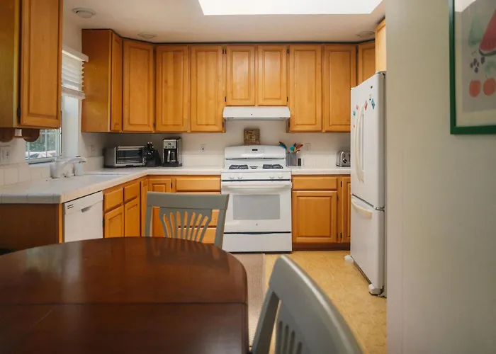 Johnson'S Beach Cabins And Campground